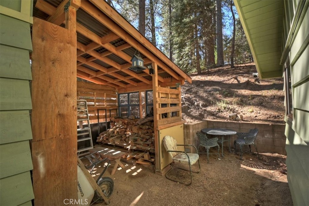 2452 Spring Drive Running Springs, CA 92382 - Photo 27 of 33 Outside storage space