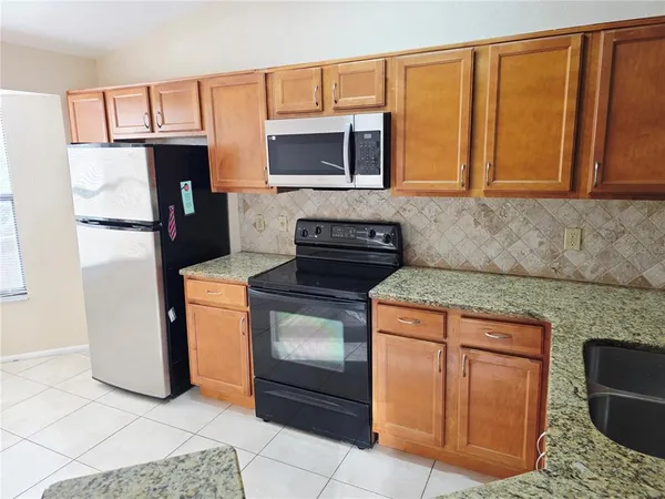 $2,000 | 7543 Sugar Bend Drive, Unit 7543, Orlando, FL 32819