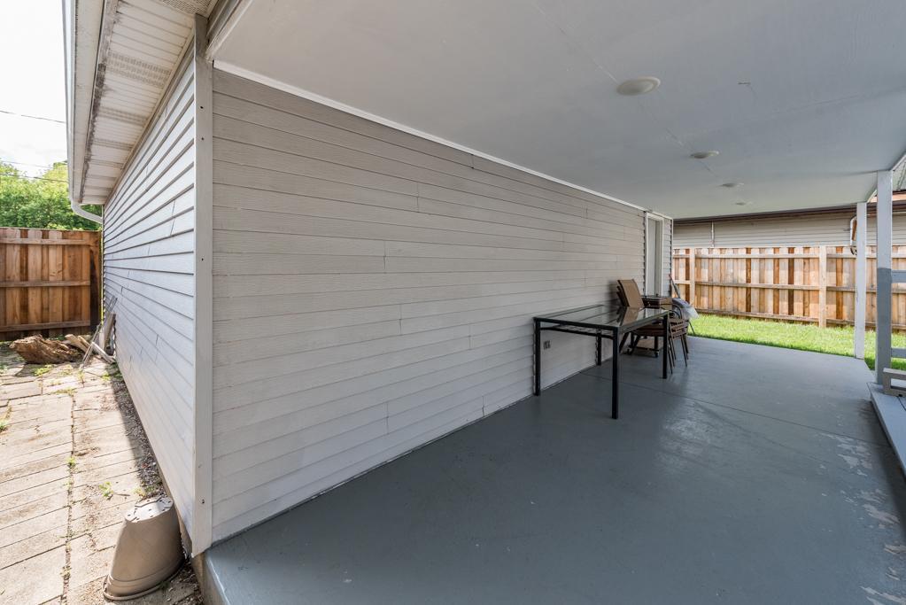 1702 Hebron Avenue Zion, IL 60099 - Photo 26 of 28 a view of work space with windows