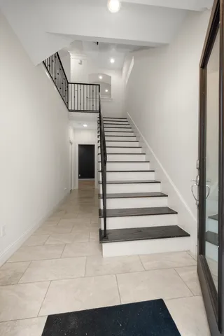 $3,200 | 742 West 24th Street, Houston, TX 77008