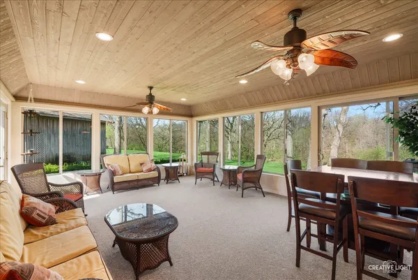 $995,000 | 10045 Bell Road, Minooka, IL 60447