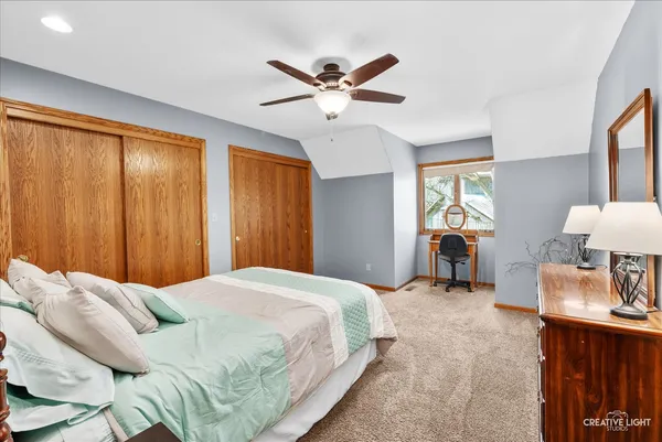 $995,000 | 10045 Bell Road, Minooka, IL 60447