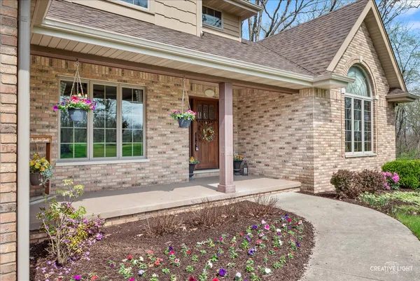$995,000 | 10045 Bell Road, Minooka, IL 60447