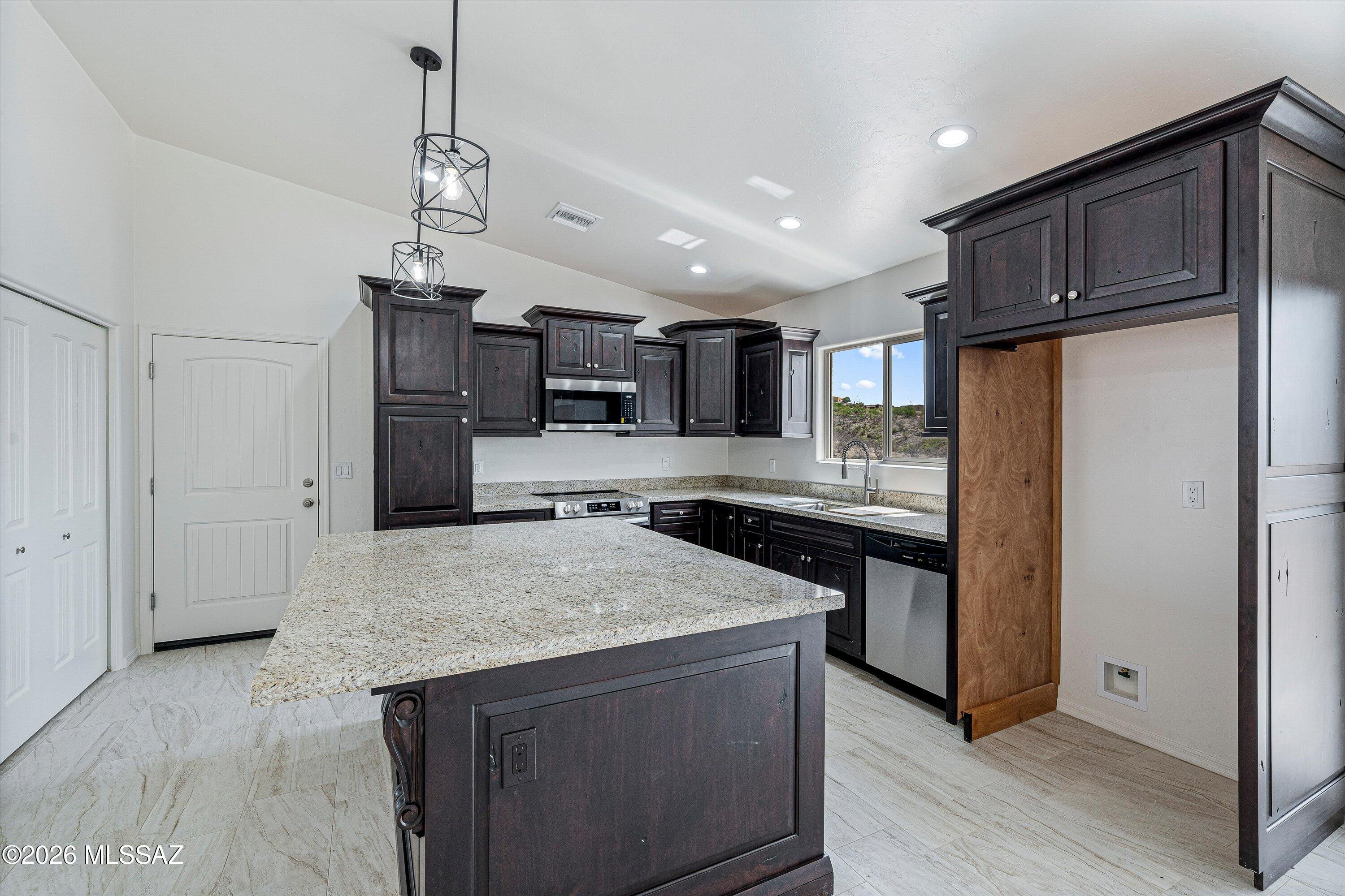 225 Calle Ranuculo Rio Rico, AZ 85648 - Photo 13 of 34