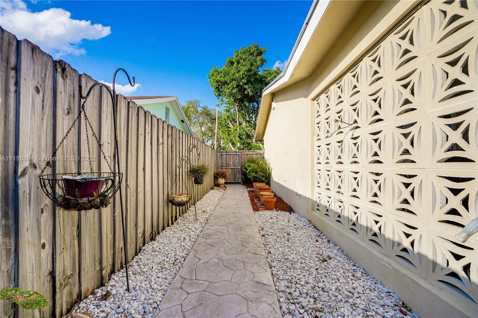 5012 Hayes Street Hollywood, FL 33021 - Photo 33 of 36 a view of balcony with wooden floor