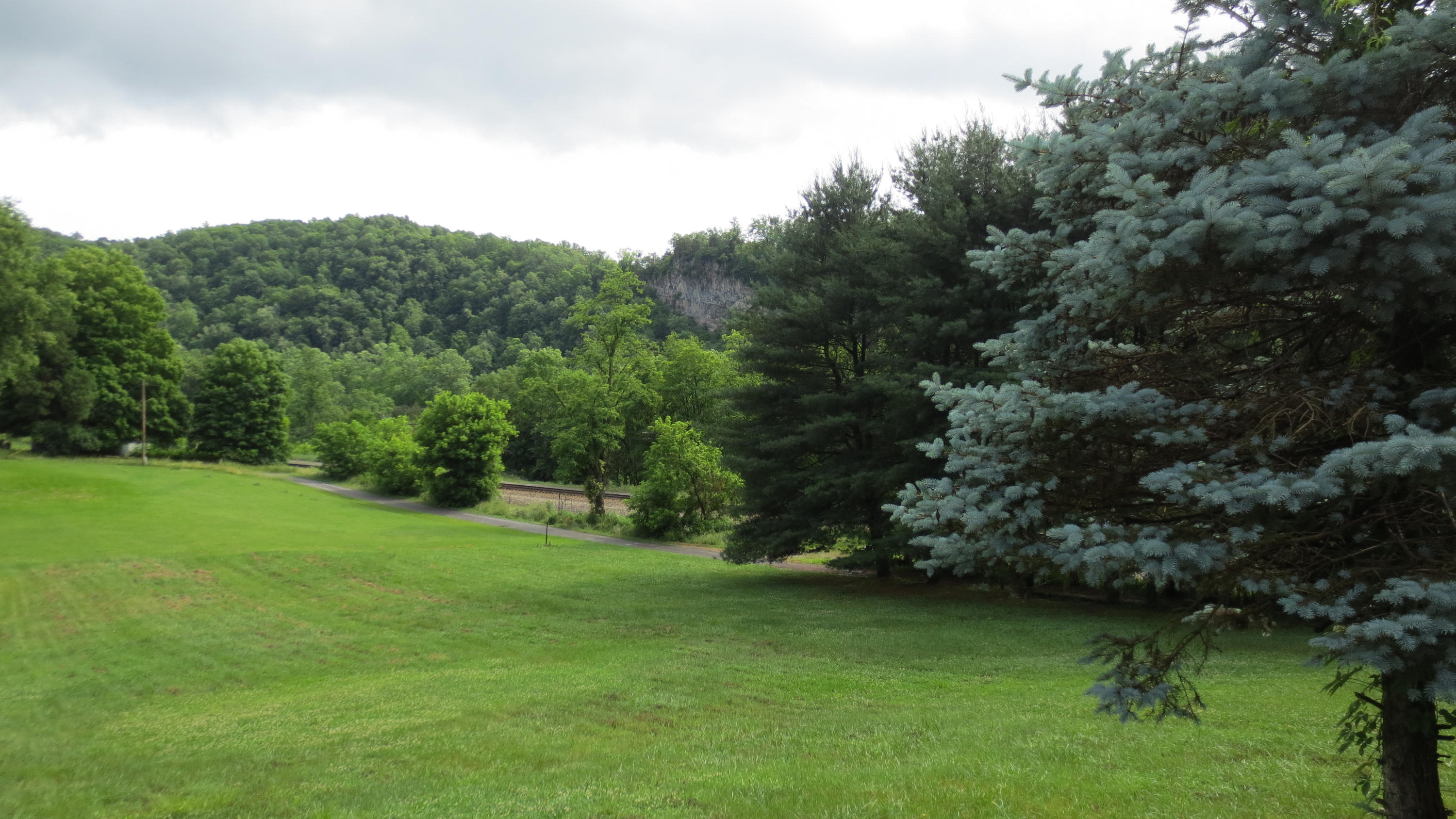 3352 Rockland Road Ronceverte, WV 24970 - Photo 2 of 41 Gallery Image 2