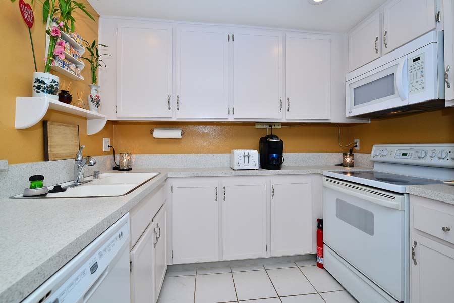 6036 Rancho Mission Road, Unit 341 San Diego, CA 92108 - Photo 8 of 25 Gallery Image 8