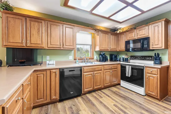 $394,900 | 8213 Gatewood Court, Fort Wayne, IN 46815