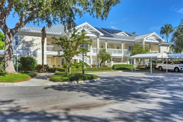 $3,600 | 3803 54th Drive West, Unit 203, Bradenton, FL 34210