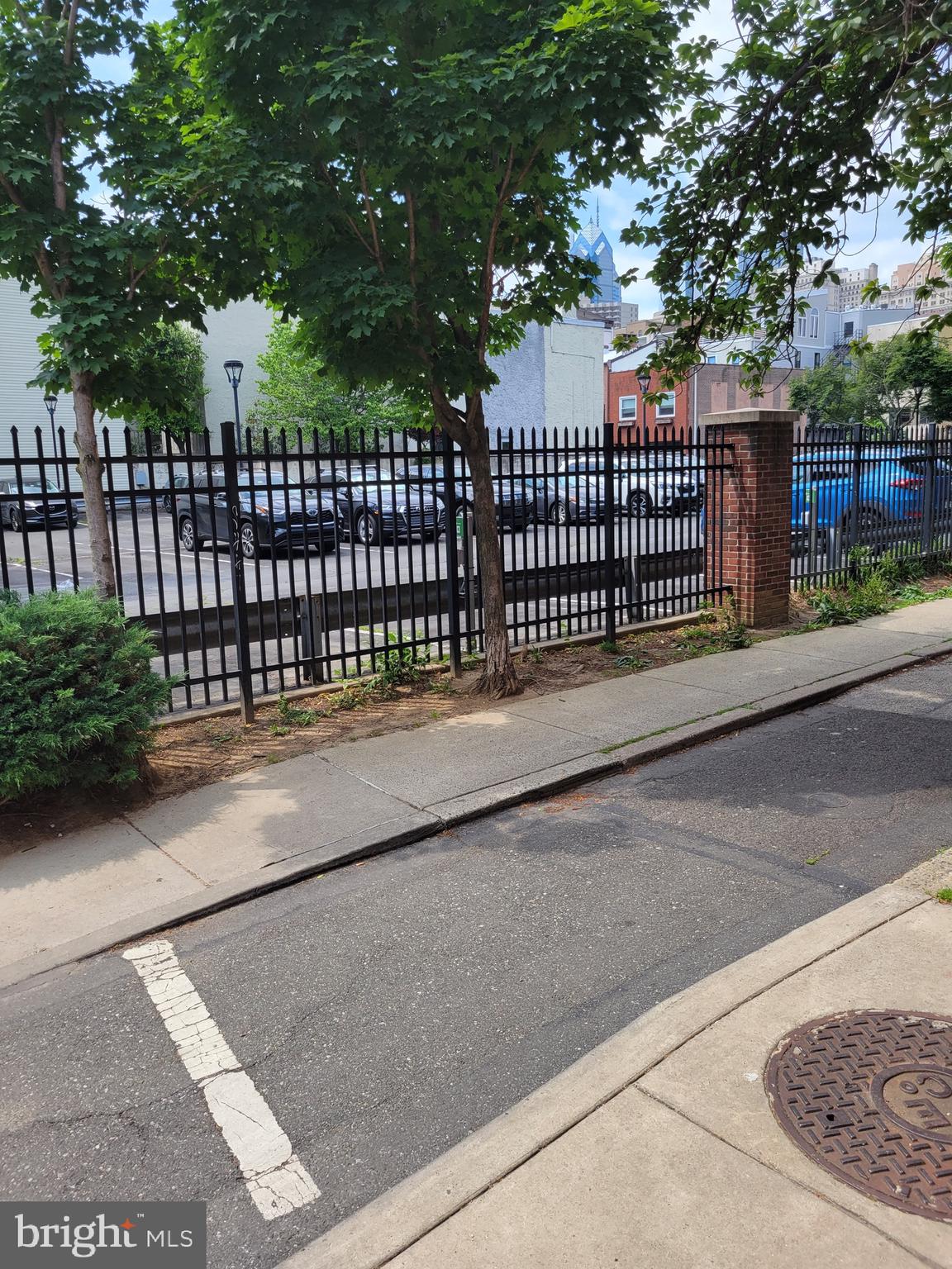 419 Quince Street Philadelphia, PA 19147 - Photo 29 of 31 Lot is steps away