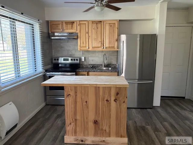 $237,000 | 884 East 13th Street, Idaho Falls, ID 83404