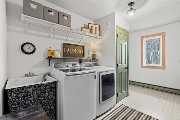 $749,000 | 6352 Meridian Avenue South, Montrose, MN 55363