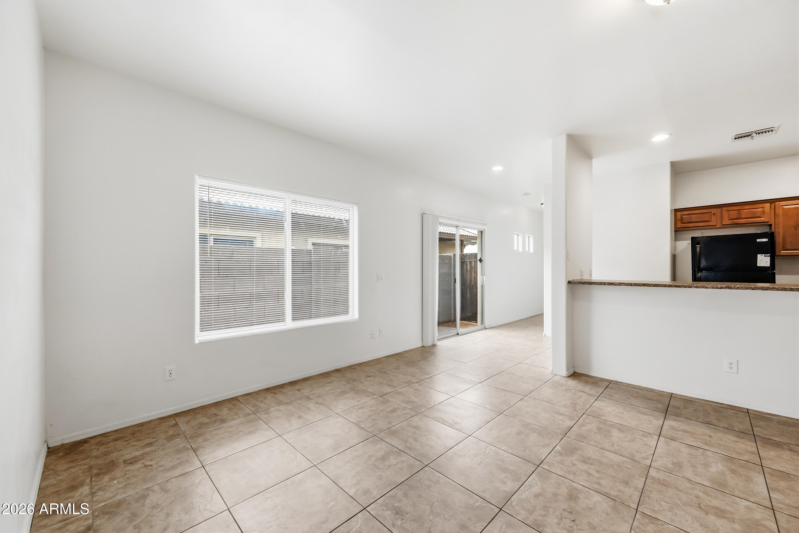 8917 North 4th Street, Unit B Phoenix, AZ 85020 - Photo 7 of 21 4-8917N4SB-ocupix-
