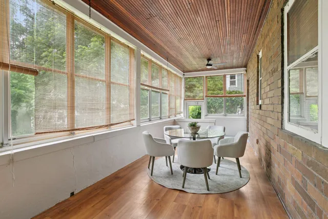 $2,995 | 2138 Marshall Avenue, St. Paul, MN 55104