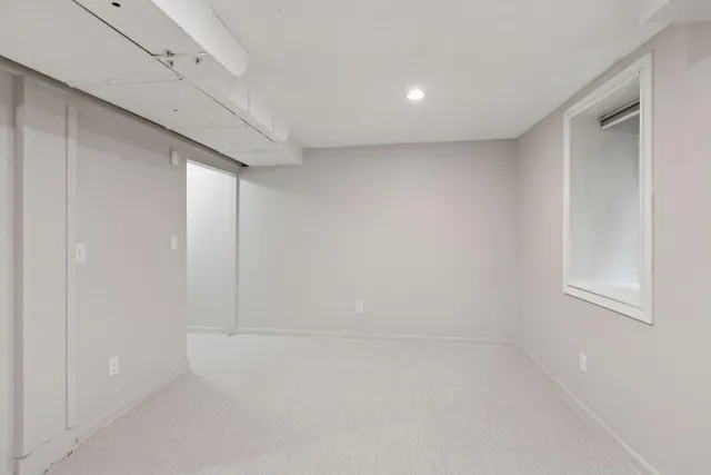 $2,995 | 2138 Marshall Avenue, St. Paul, MN 55104