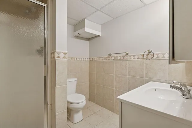 $2,995 | 2138 Marshall Avenue, St. Paul, MN 55104