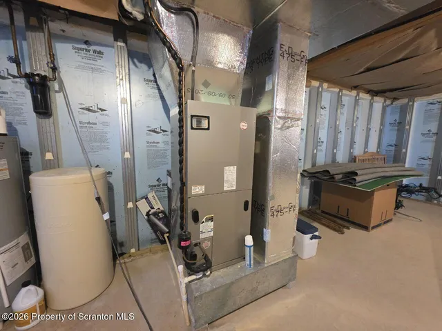 $356,000 | 205 Salem Glenn Boulevard, Selinsgrove, PA 17870