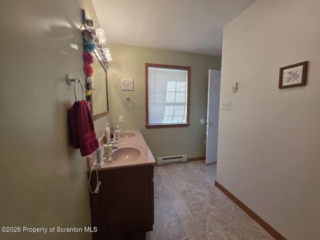 $356,000 | 205 Salem Glenn Boulevard, Selinsgrove, PA 17870