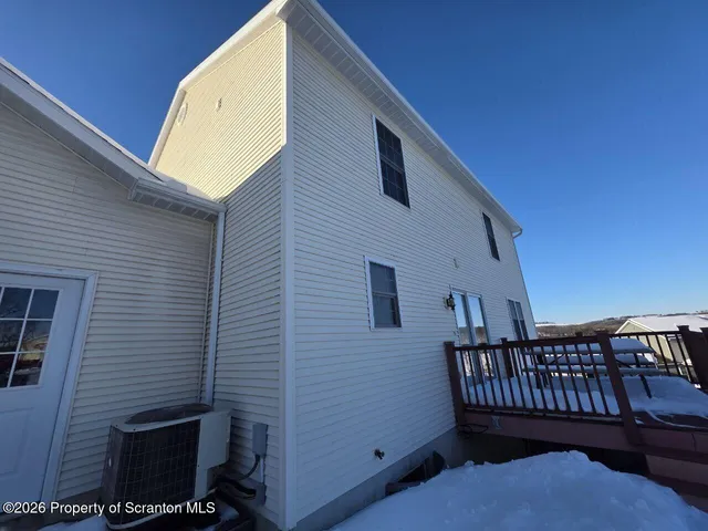 $356,000 | 205 Salem Glenn Boulevard, Selinsgrove, PA 17870