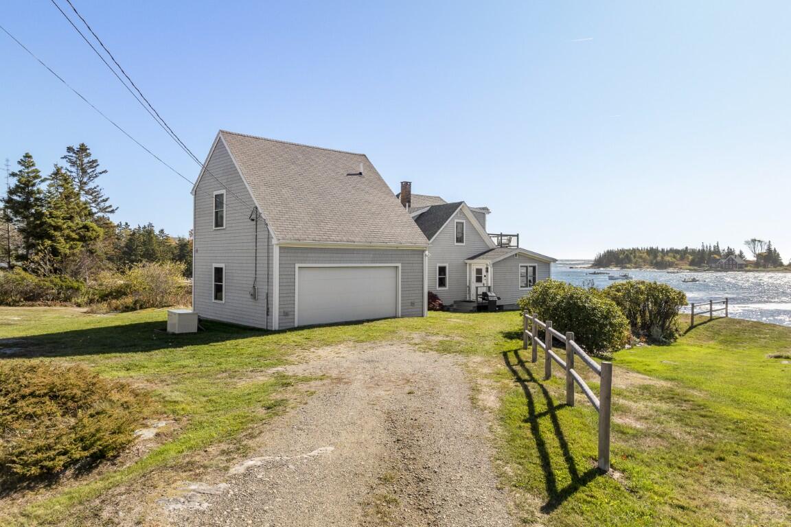 22 Gray Road Southport, ME 04576 - Photo 4 of 66