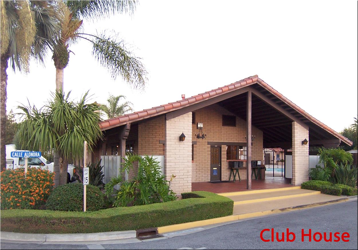 5450 Monterey Road, Unit 142 San Jose, CA 95111 - Photo 11 of 13 a front view of a house with garden