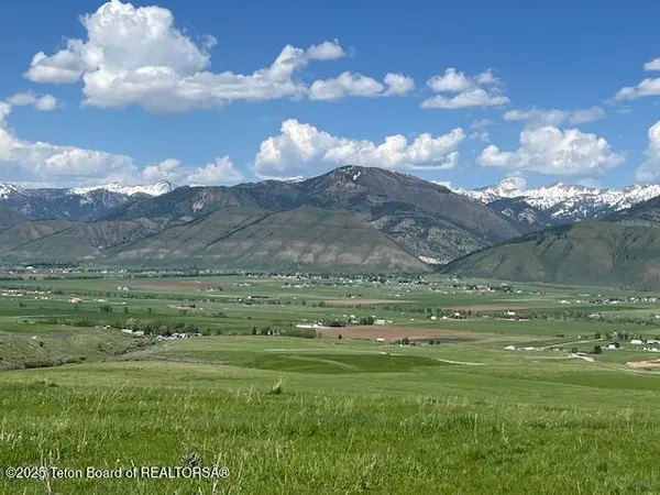 $2,400,000 | 100 Skyline Drive, Afton, WY 83110