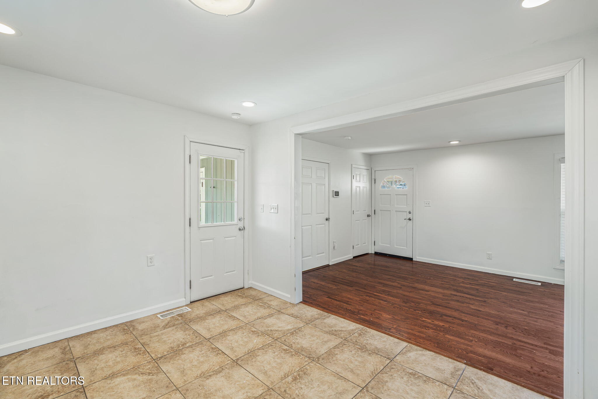 120 Madora Drive Powell, TN 37849 - Photo 11 of 30 14-web-or-mls-120 Madora Drive-15