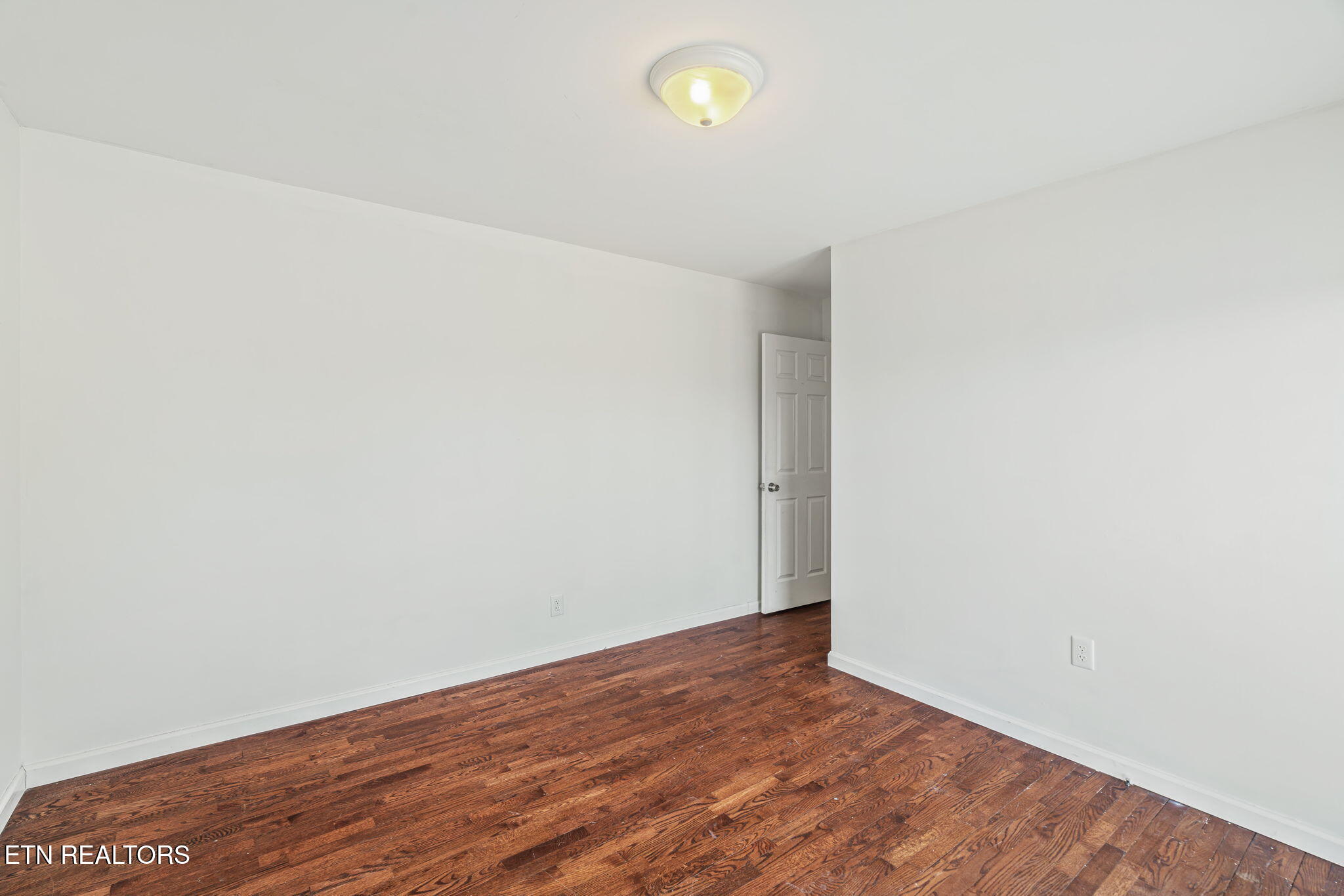 120 Madora Drive Powell, TN 37849 - Photo 16 of 30 19-web-or-mls-120 Madora Drive-20