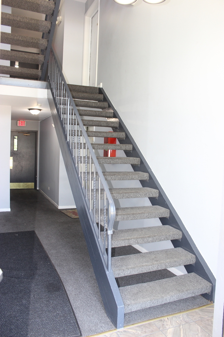 4809 West Engle Road, Unit 3B Alsip, IL 60803 - Photo 5 of 22