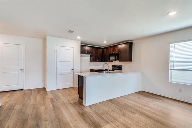 $250,000 | 528 Autumnwood Way, Princeton, TX 75407