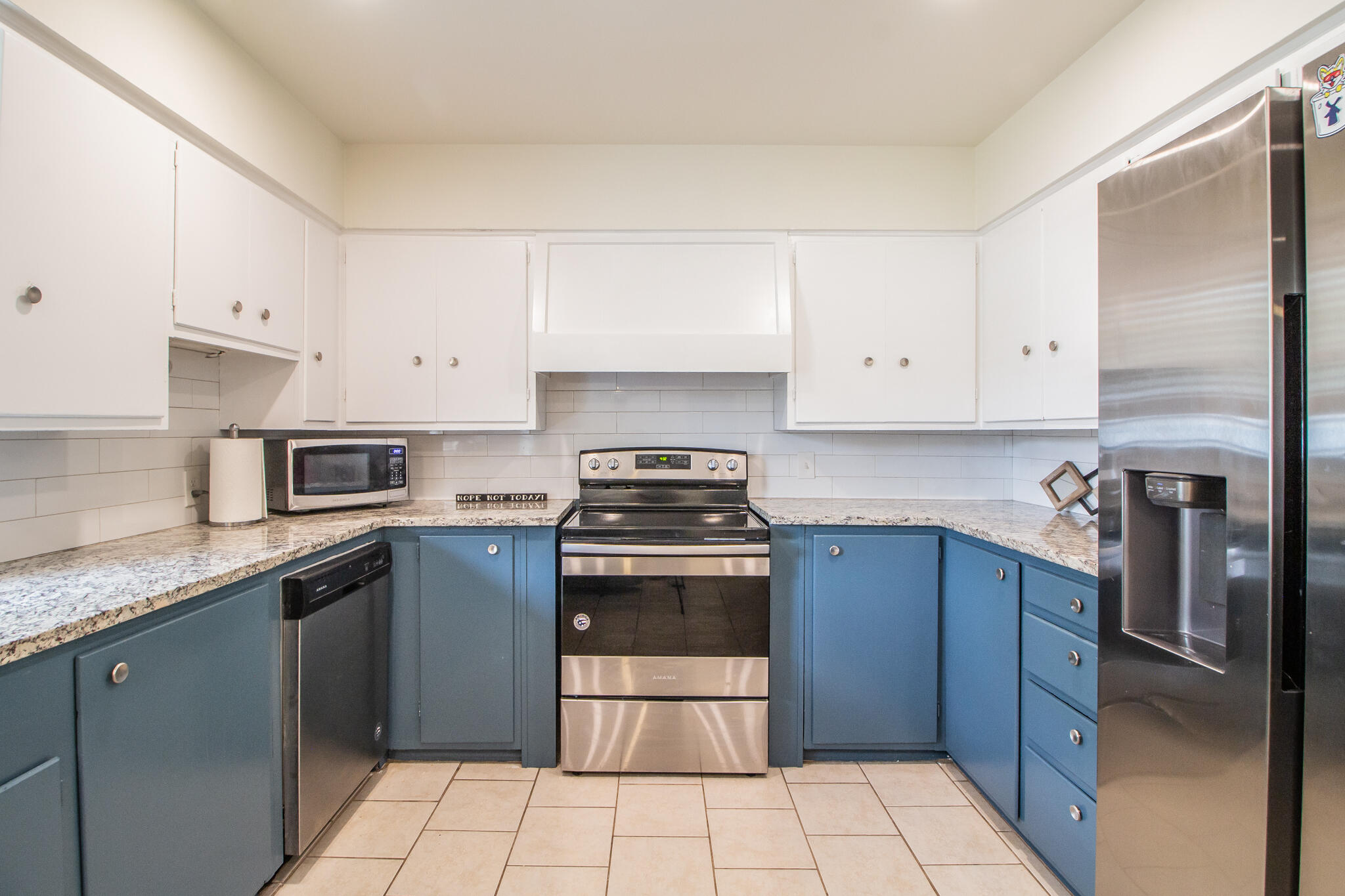 4201 44th Street Lubbock, TX 79413 - Photo 9 of 30 IMG_7715