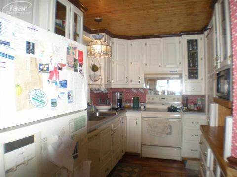 4626 Sheridan Road Vassar, MI 48768 - Photo 3 of 10 20211507-2.JPG