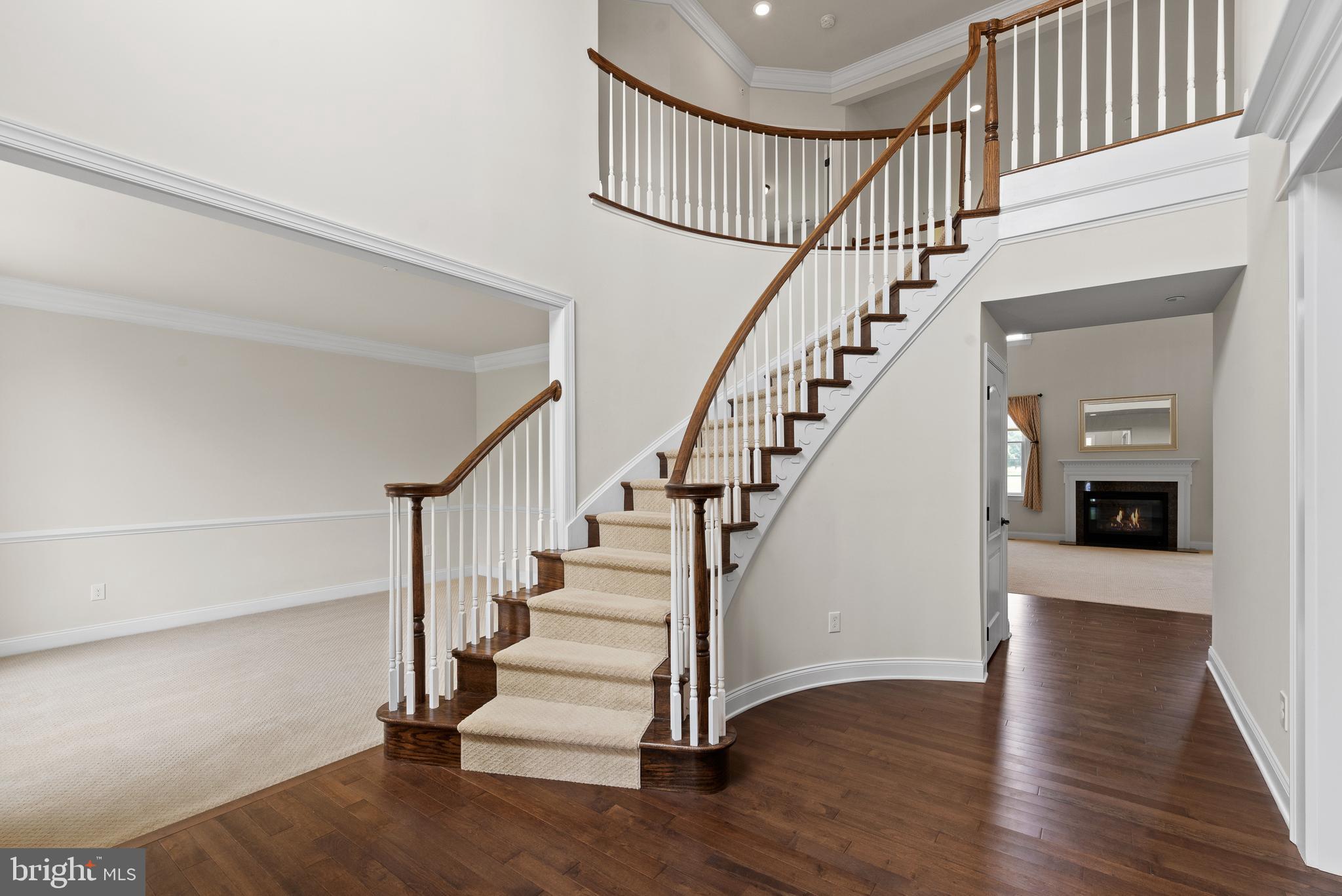 3905 Lewis Run Road Newtown Square, PA 19073 - Photo 3 of 32 Foyer