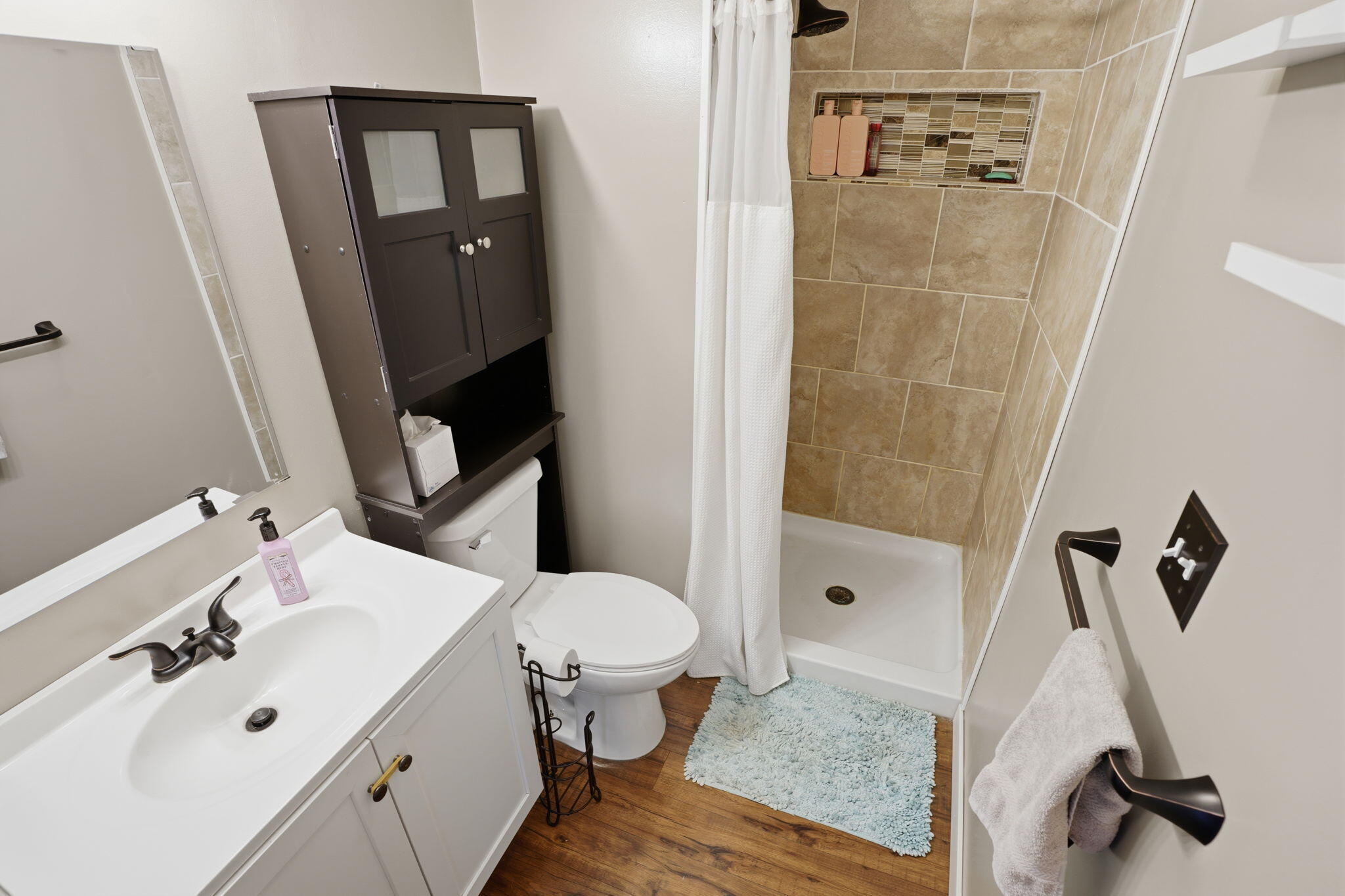 7475 Cox Road Bellevue, MI 49021 - Photo 18 of 23 Primary Bath