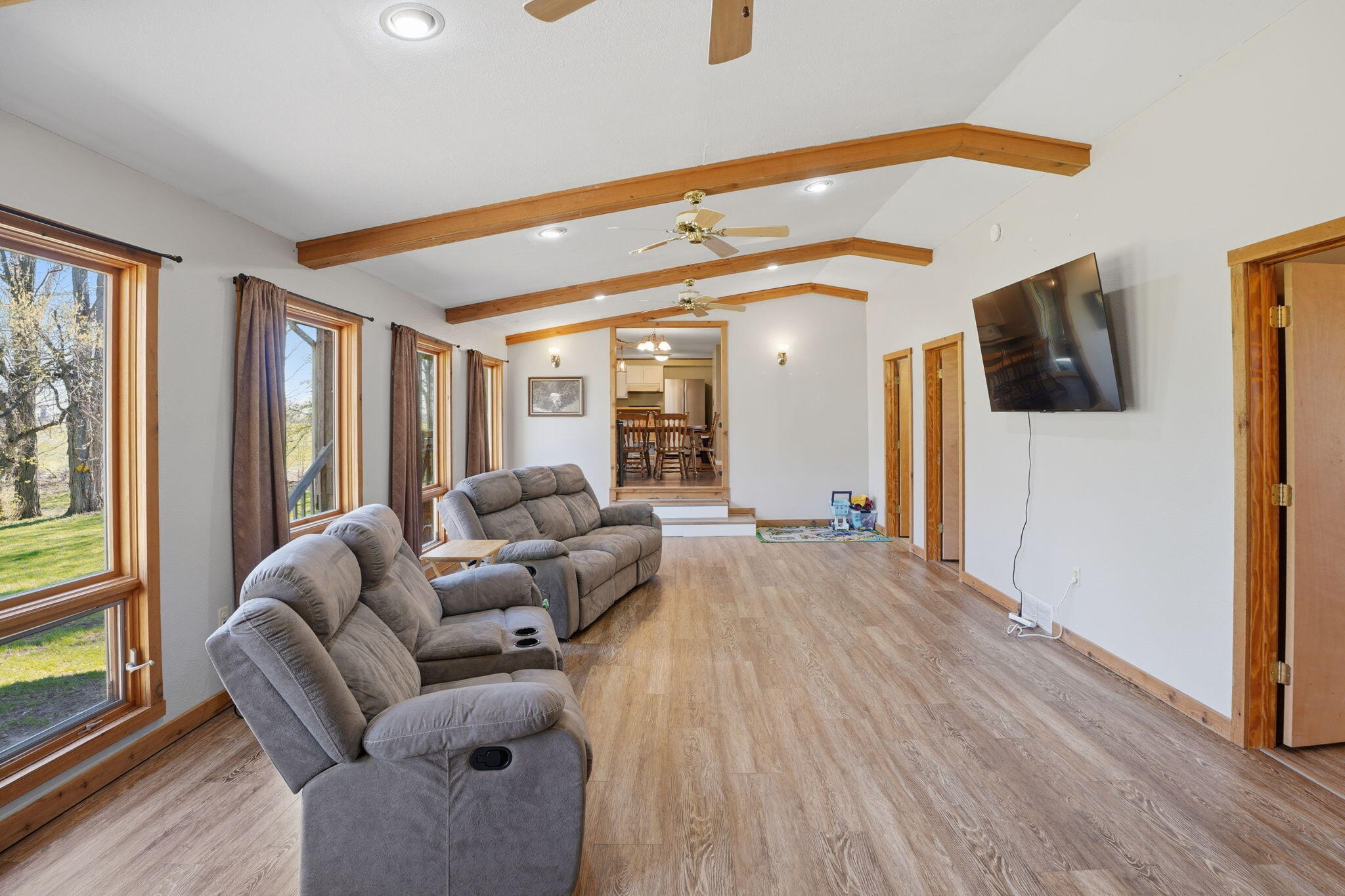 7475 Cox Road Bellevue, MI 49021 - Photo 8 of 23 Living Room 2
