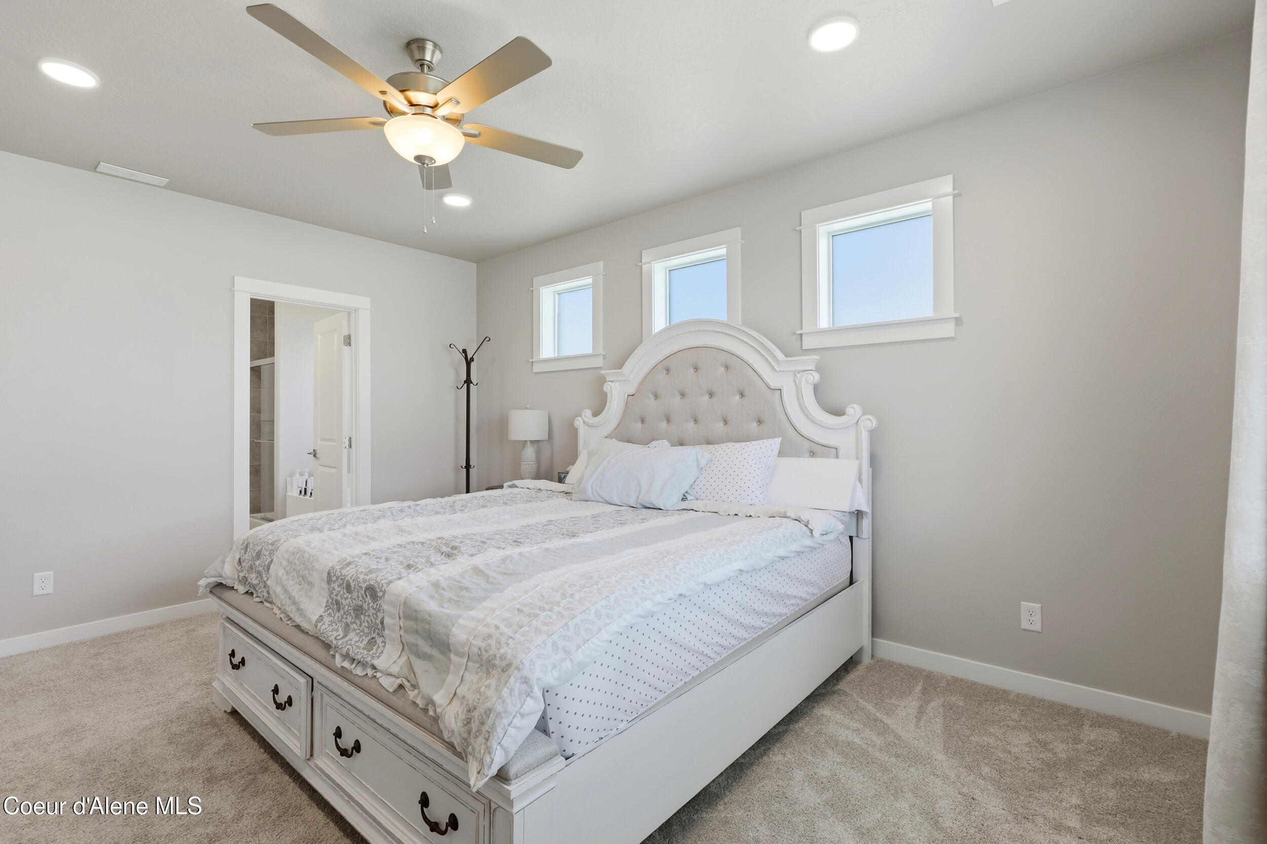 2450 West Victor Loop Coeur D'Alene, ID 83815 - Photo 14 of 49 Orimary Bedroom