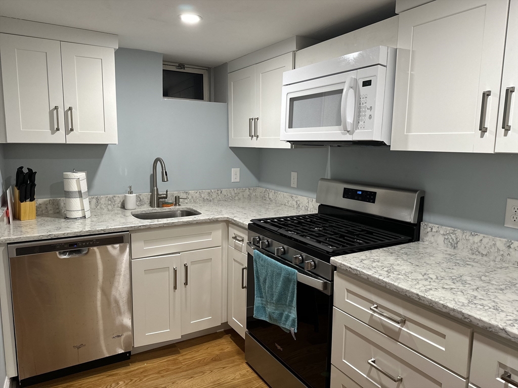20 State Park Road, Unit 2 Hull, MA 02045 - Photo 4 of 22