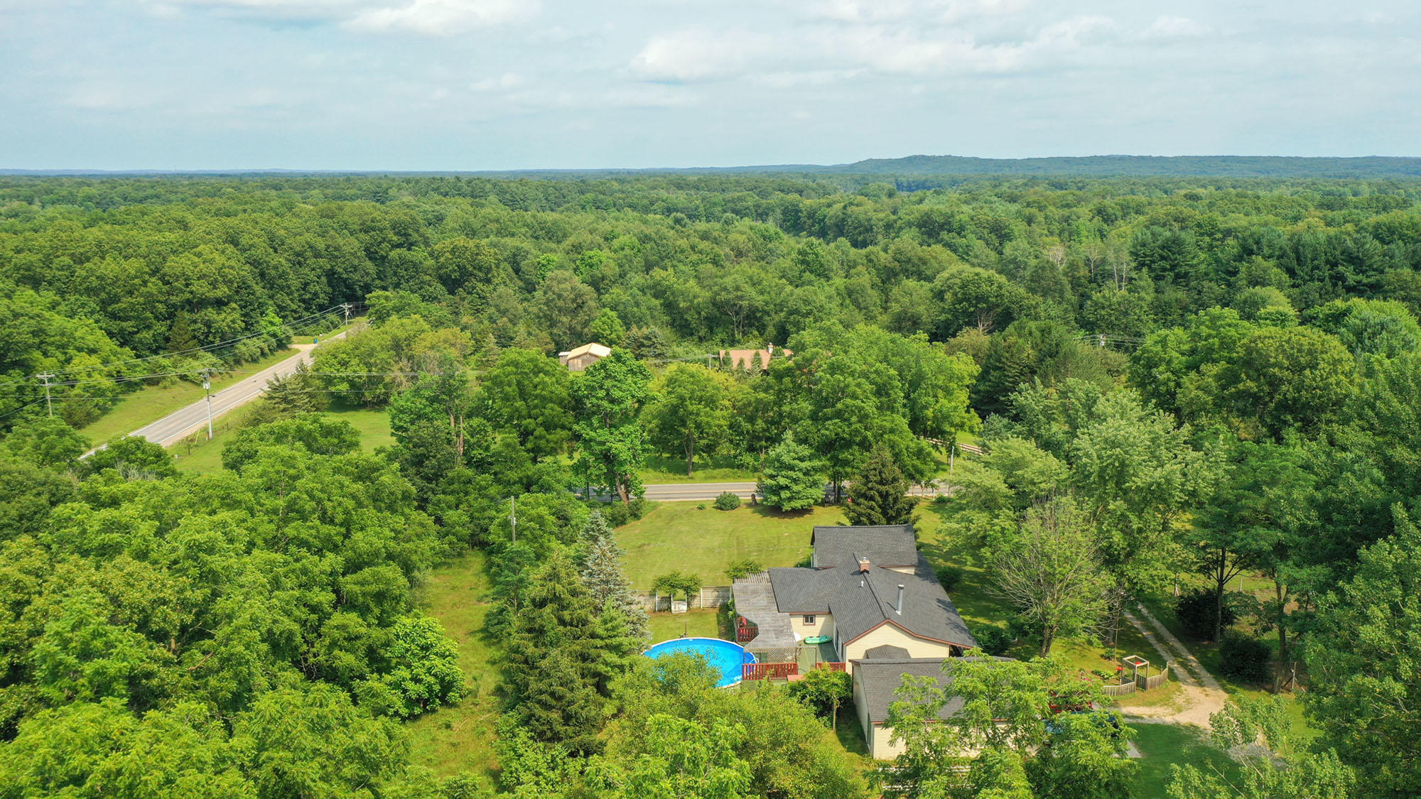 564 South Payne Lake Road Wayland, MI 49348 - Photo 5 of 42 DJI_0121Rs