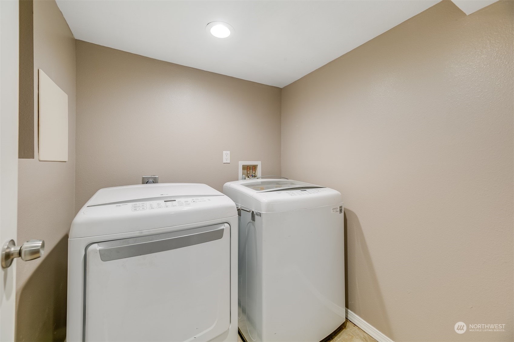 2528 Southwest 112th Street Seattle, WA 98146 - Photo 22 of 33 a utility room with dryer and washer