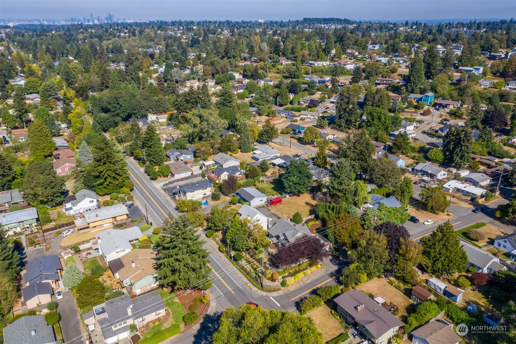 2528 Southwest 112th Street Seattle, WA 98146 - Photo 28 of 33 an aerial view of residential building with green space