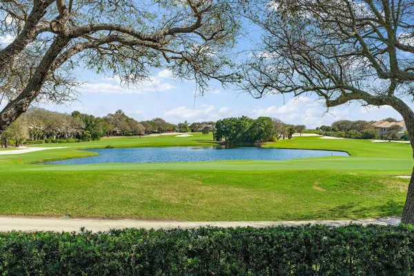 $2,325,000 | 18760 Southeast Pineneedle Lane, Jupiter, FL 33469
