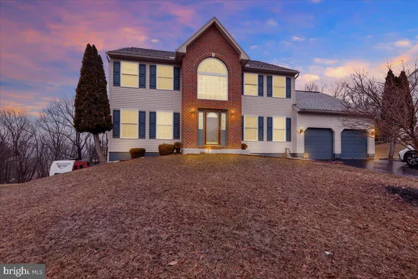 $429,900 | 87 Oak Ledge Avenue, Schuylkill Haven, PA 17972