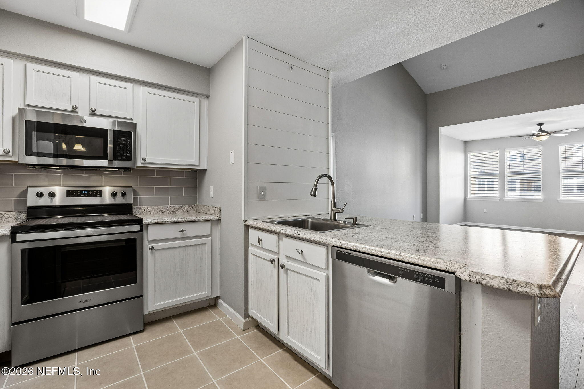 8550 Touchton Road, Unit 1333 Jacksonville, FL 32216 - Photo 12 of 50 Kitchen