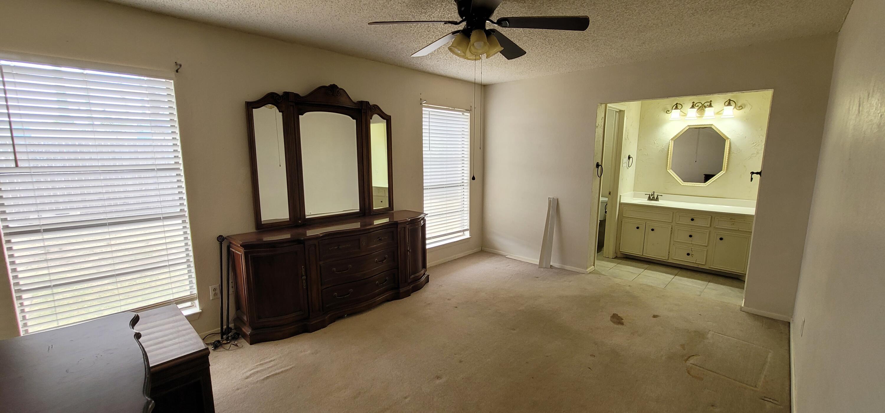 4803 73rd Street Lubbock, TX 79424 - Photo 17 of 32 Isolated Primary Suite