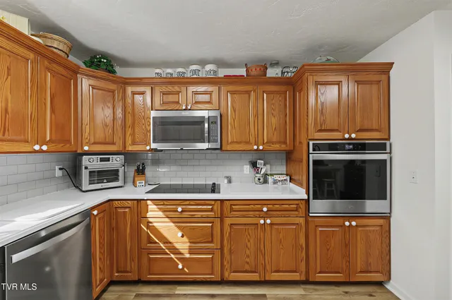 $349,900 | 1210 Tanglewood Drive, Greeneville, TN 37743