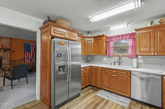 $349,900 | 1210 Tanglewood Drive, Greeneville, TN 37743