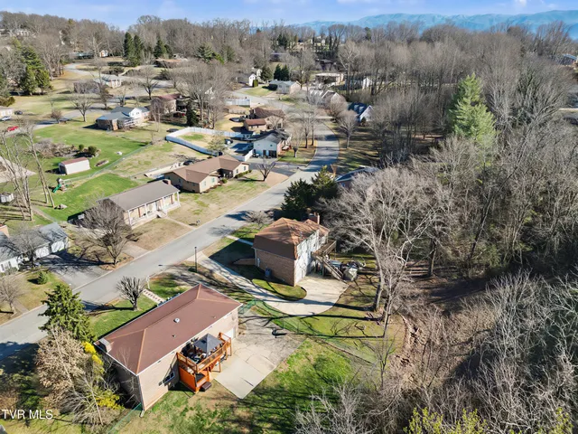 $349,900 | 1210 Tanglewood Drive, Greeneville, TN 37743