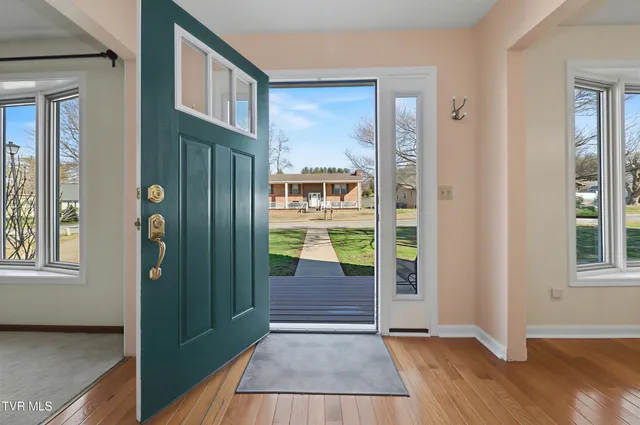 $349,900 | 1210 Tanglewood Drive, Greeneville, TN 37743