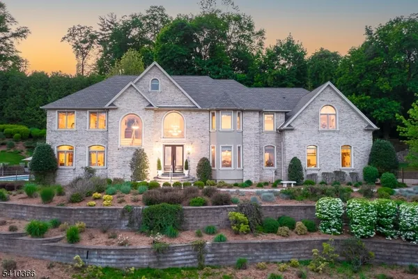 $1,995,000 | 37 Gregory Avenue, West Orange, NJ 07052