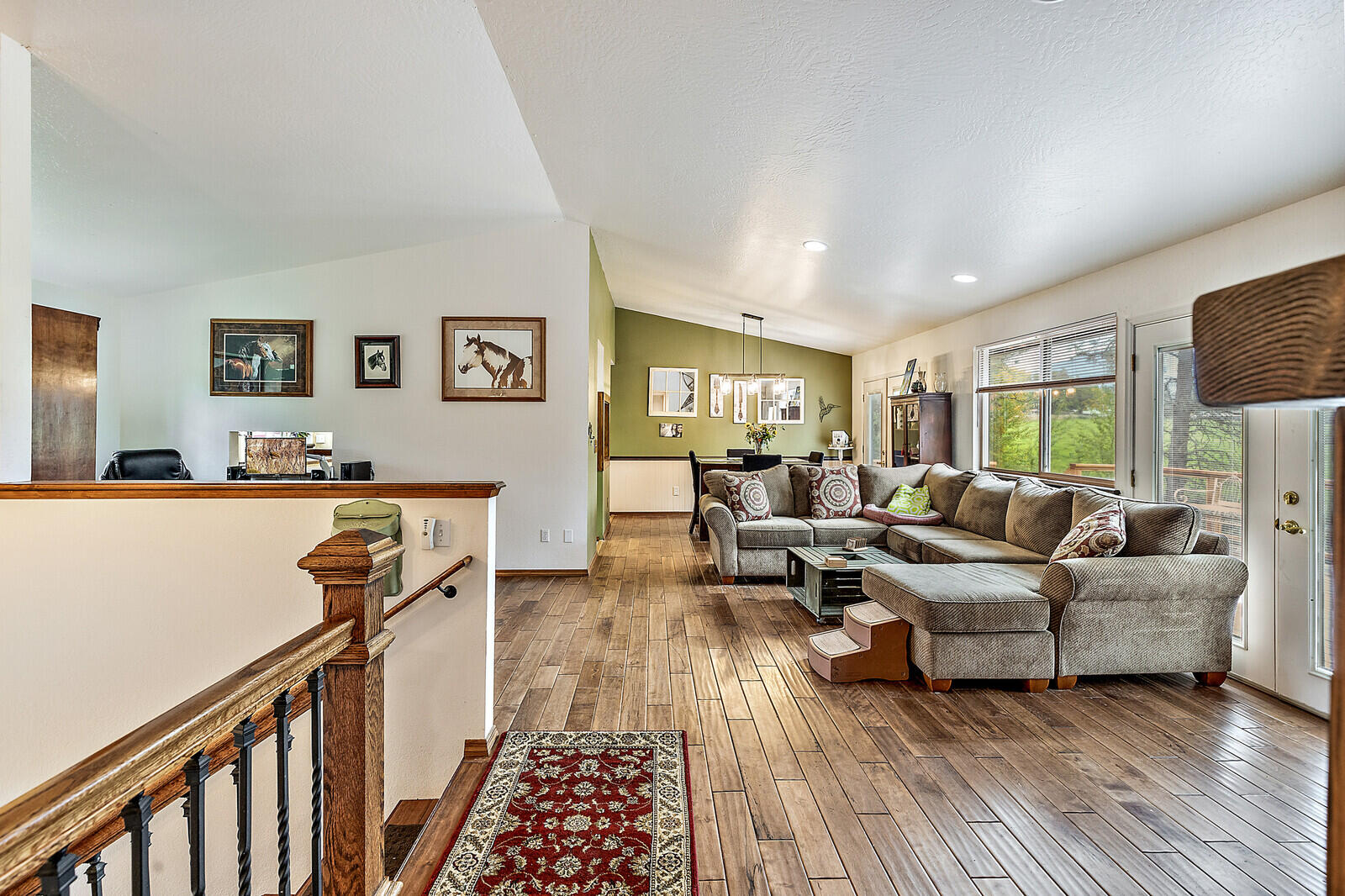 5990 New Hope Road Grants Pass, OR 97527 - Photo 24 of 58 52_NHR_52_mls